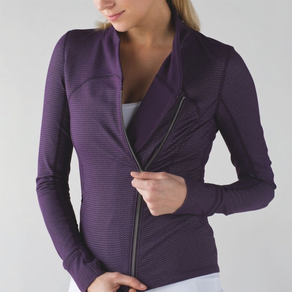 LULULEMON PRECISION JACKET IN CHAIN LINK LILAC DEEP ZINFANDEL SIZE 6